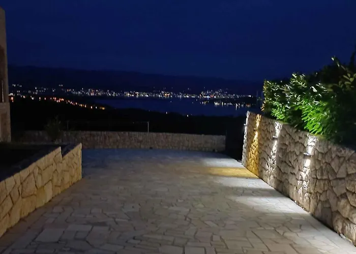 In - Insel Krk 31083 Апартаменты Чижичи