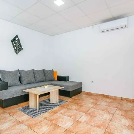 In Cizici/insel Krk 31083 * Čižići