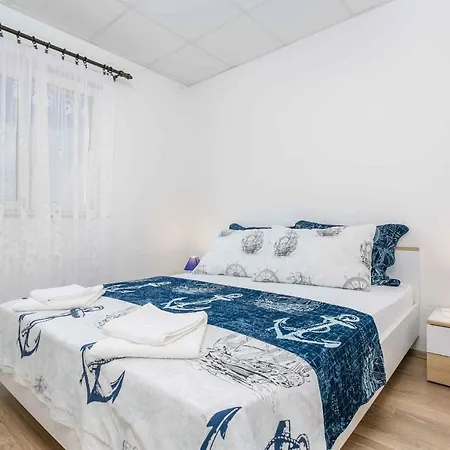 Apartman In - Insel Krk 31083 *